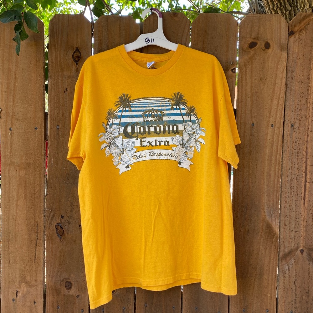 Vintage Corona Extra Mexican Beer Relax Responsibly T-shirt  L by Marcas Modelo